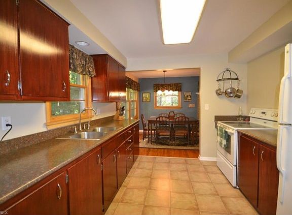 2nd image of 12319 Lela Ln