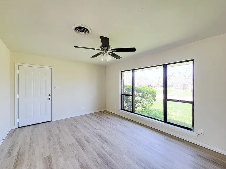 133 S Yaupon St — Photo 32