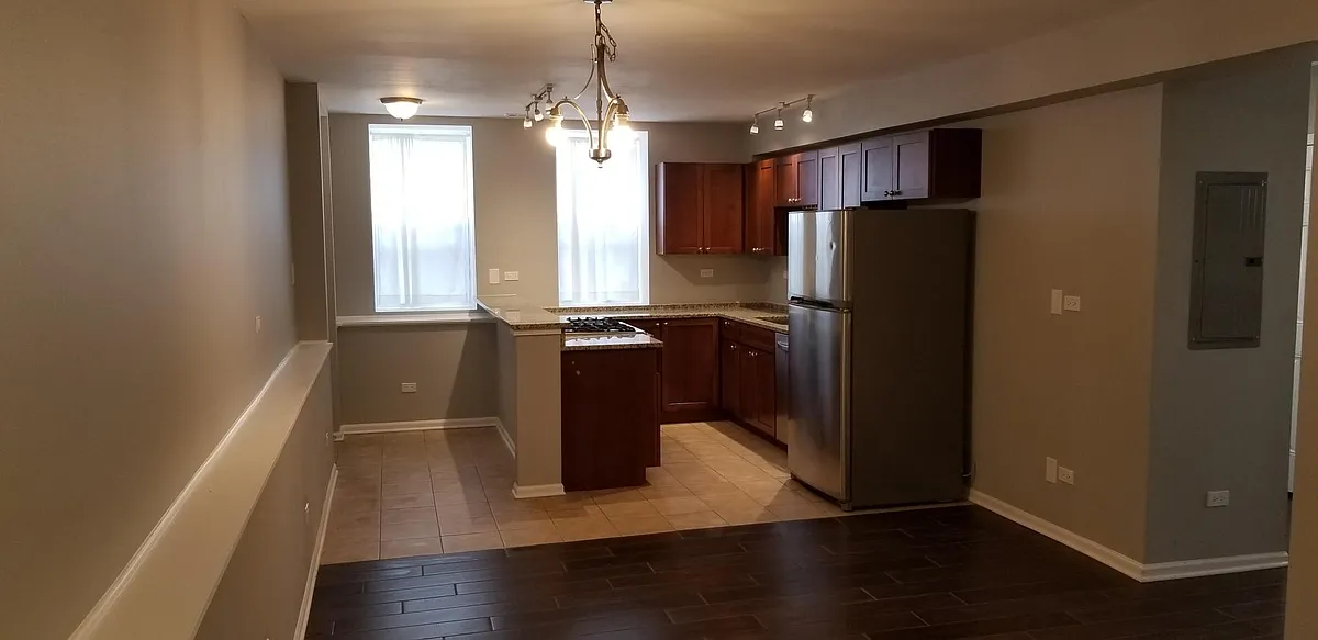 Building Photo - 825 S Campbell Ave #1B