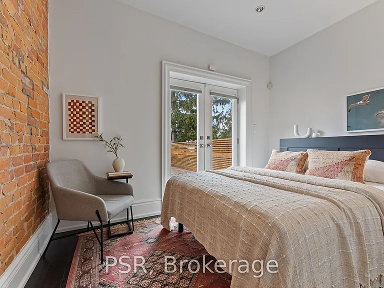 126 Dovercourt Rd — Photo 26