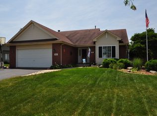 614 Bobwhite Ln, New Lenox, IL 60451