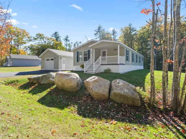 66 Harmony Hill Road, Topsham, ME 04086