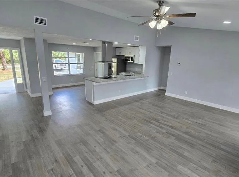 34 Emerson Dr NW — Photo 8