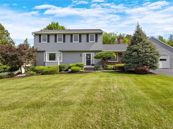 3 Landgrove Dr, Fayetteville, NY 13066