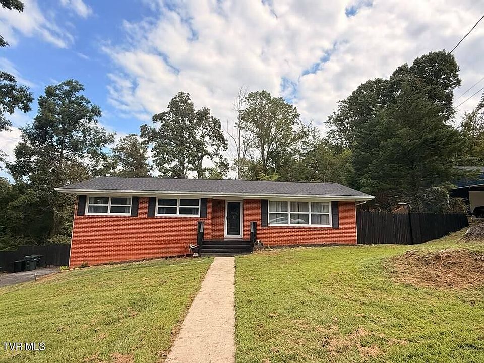 1st image of 1405 Brentwood Dr