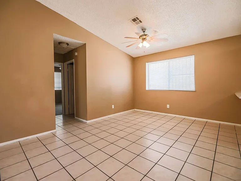 4465 Halbert Ave — Photo 9