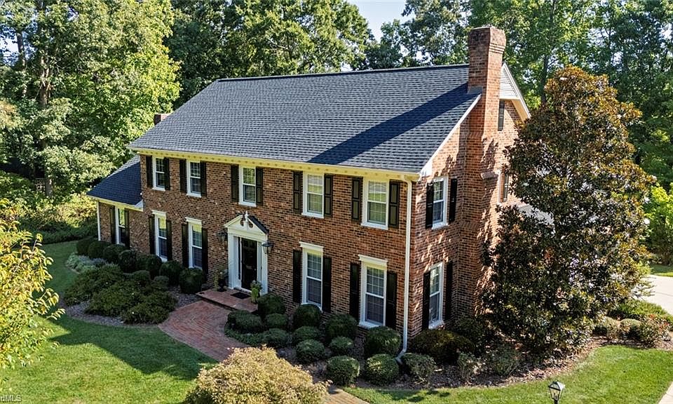 1st image of 5001 Edinborough Rd