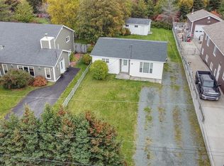 22 Kennedys Road, Conception Bay South, NL A1X4C1