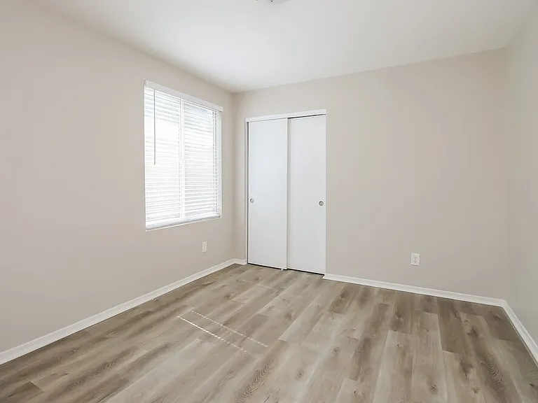 1866 W 20th Ave — Photo 12