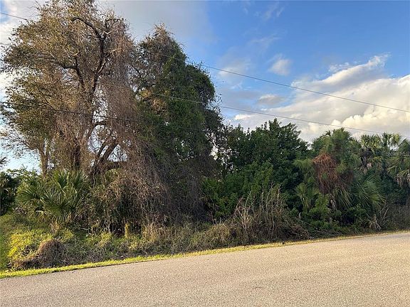 3rd image of Rumson Rd #35