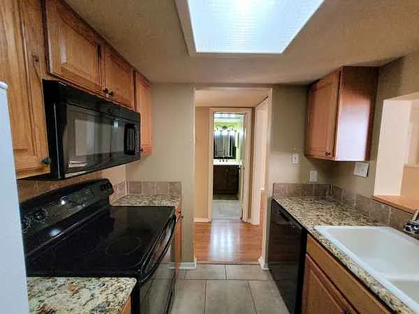 3121 Johnston St #138 — Photo 7