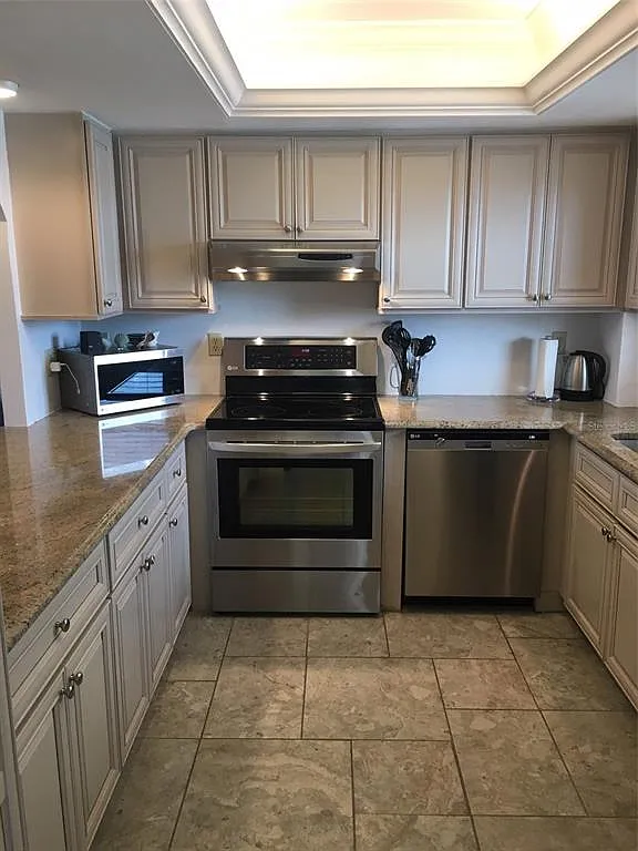 2 bed, 2.0 bath, 1224 sqft, $2,900 — Photo 2