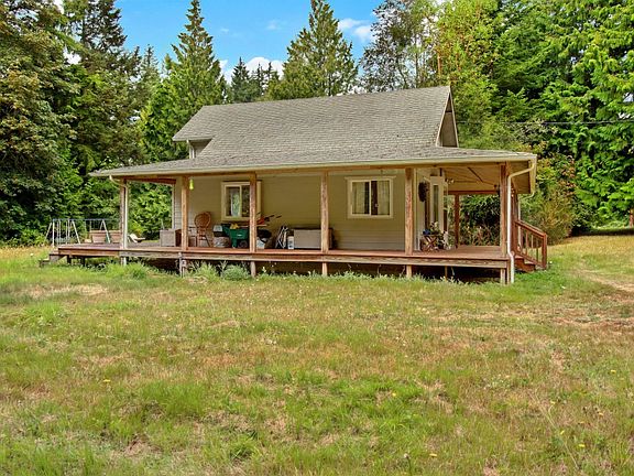 3rd image of 363 Sequoia Pl
