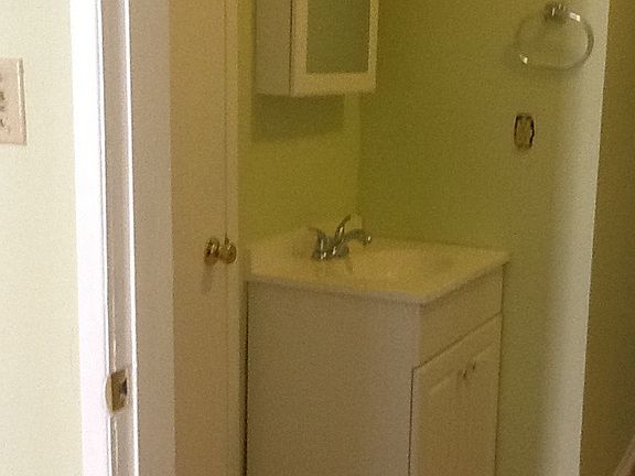5th image of 5225 Cahuenga Blvd APT 17