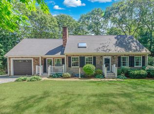 35 Meadow Haven Dr, Mashpee, MA 02649