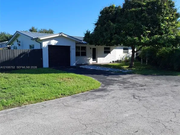 4240 SW 74th Ave, Davie, FL 33314
