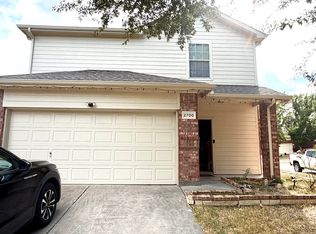 2700 Mountain Lion Dr, Fort Worth, TX 76244