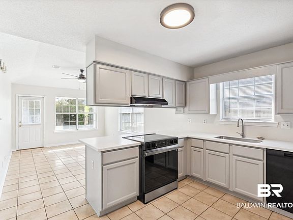 5th image of 7907 Audubon Dr