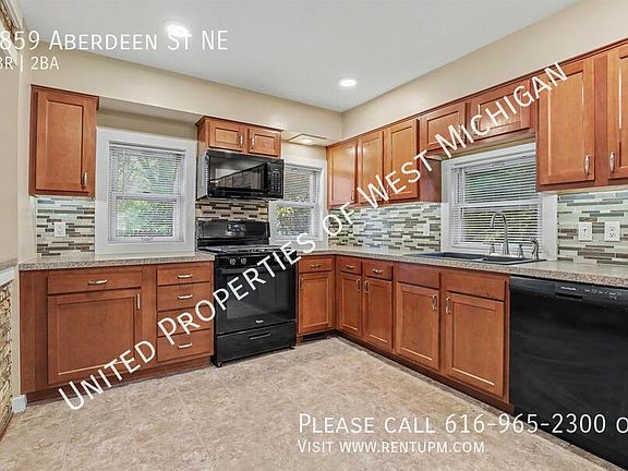 5th image of 1859 Aberdeen St NE