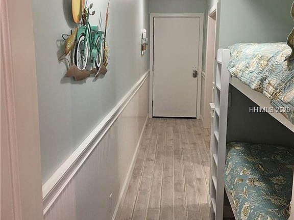 4th image of 39 S Forest Beach Dr #527