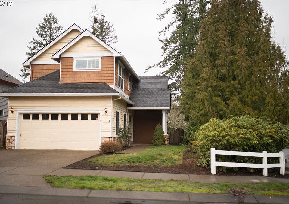 1st image of 1729 NE Parkside Dr