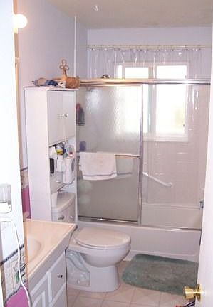 Remodeled upstairs full bath.