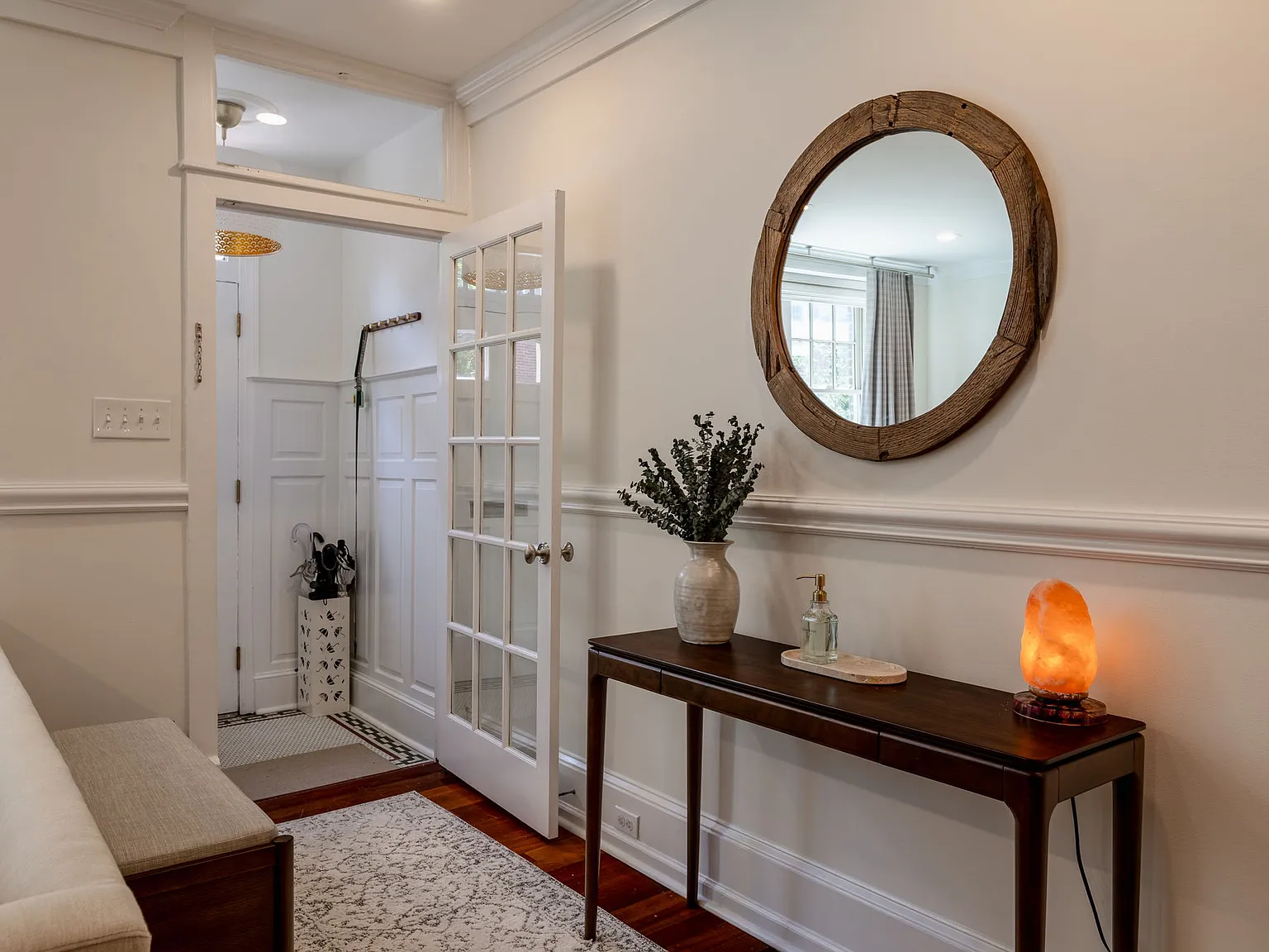 5 bed, 3216 sqft, $13,075 — Photo 3