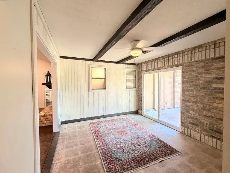 3433 Lynbrook Dr — Photo 13