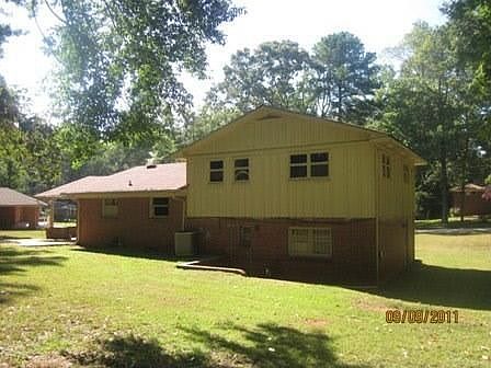 2nd image of 3518 Spring Cir
