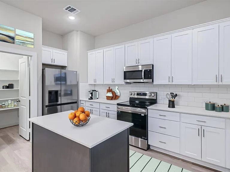 The Residences at Fresh Meadows — Photo 36
