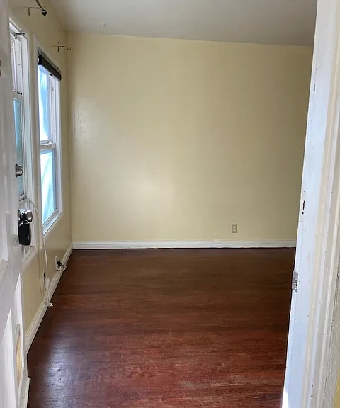 1066 Sherwood Ave #4 — Photo 2