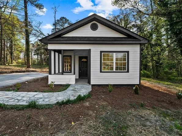 5580 Burrus Rd, Austell, GA 30106