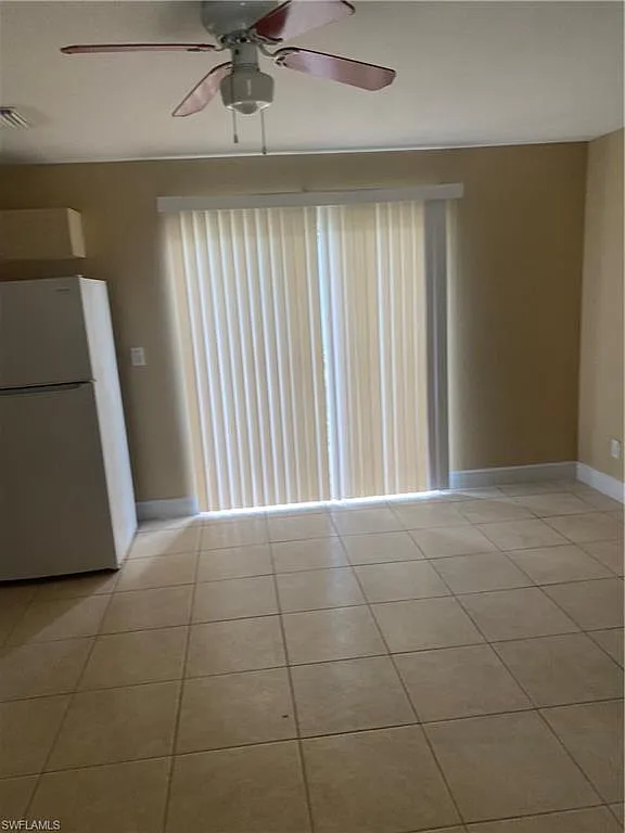 3 bed, 2.0 bath, 2442 sqft, $1,650 — Photo 4
