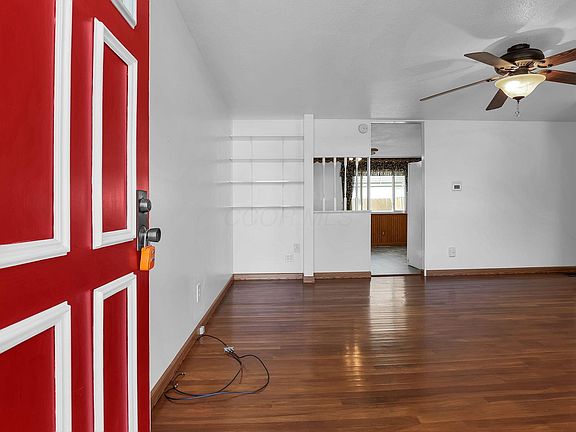 4th image of 2861 Blankner Dr