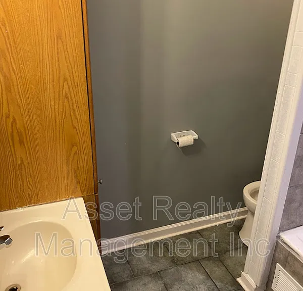 928 Vivian Ave — Photo 11