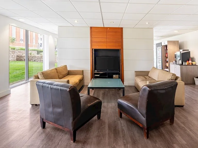 Building Lounge
