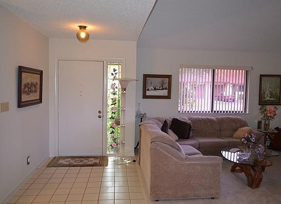 4th image of 7001 Marlberry Lane #7001