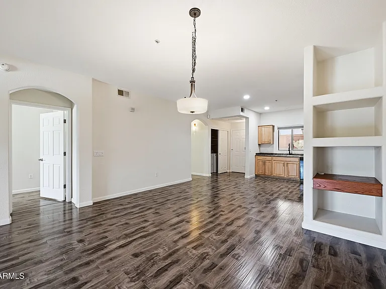 920 E Devonshire Ave #2027 — Photo 9