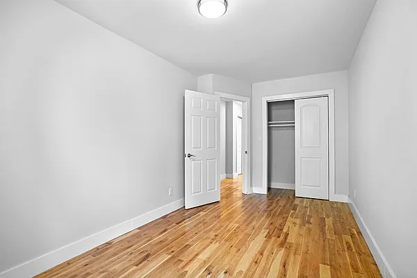 Rented by Compass | media 9