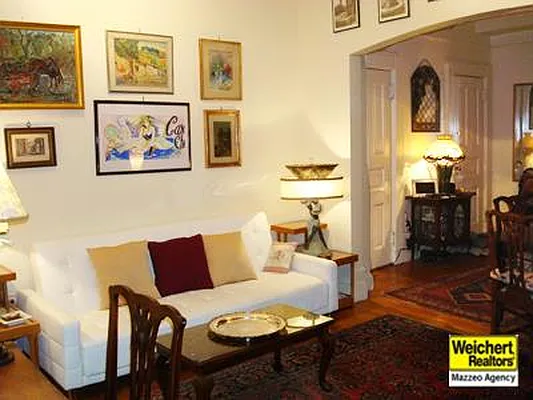 Sold by Mazzeo Real Estate | media 15