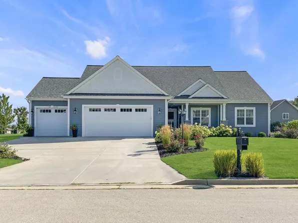 N65W23585 Hillview DRIVE, Sussex, WI 53089
