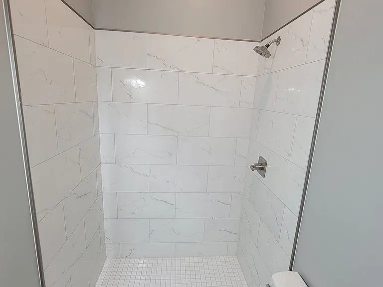 511 E Kentucky St — Photo 15