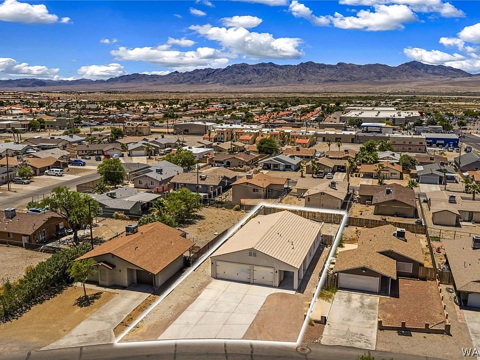 1st image of 3627 Gloria Avenue