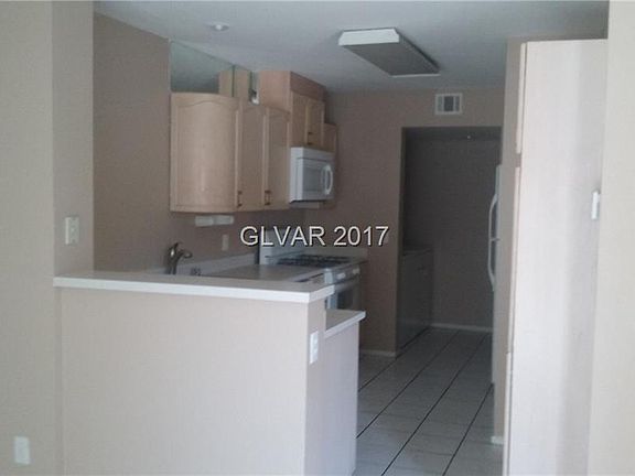 4th image of 7620 Allerton Ave #0