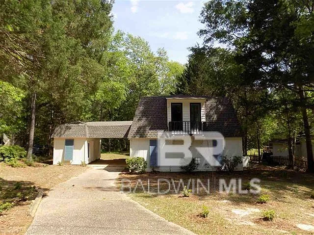 152 Lakeview Loop — Photo 1