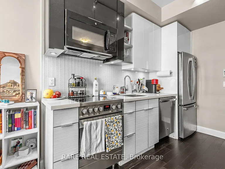 33 Shore Breeze Dr #1505 — Photo 8