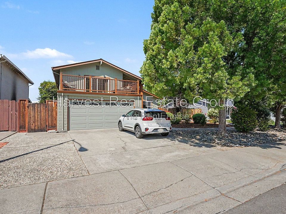 1st image of 807 Katrina St