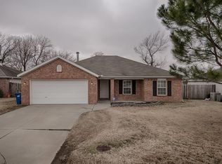 806 SW Sandrock Rd, Bentonville, AR 72712