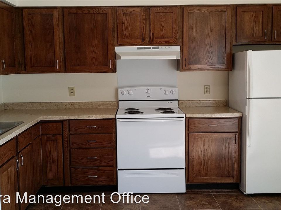 1st image of 203 Bowman Ln APT 02