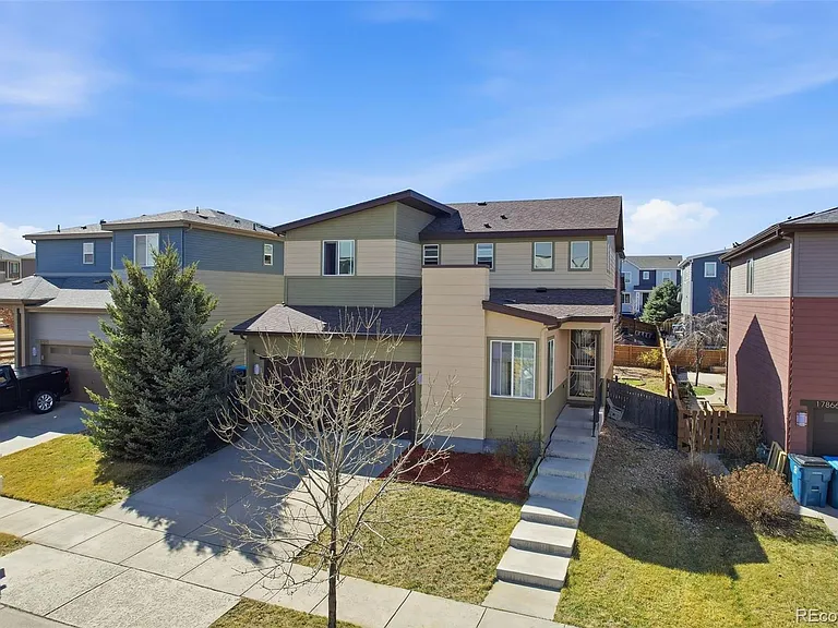 17886 E 107th Way — Photo 3